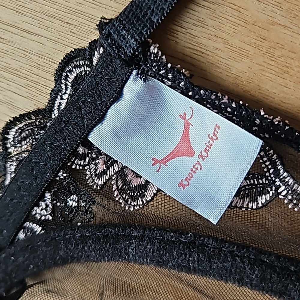 NWOT Knotty Knickers XL Unlined Black Rose Lace Bra - Picture 6 of 7